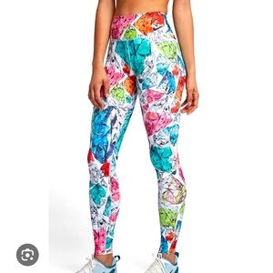 Nike diamond print leggings in size M